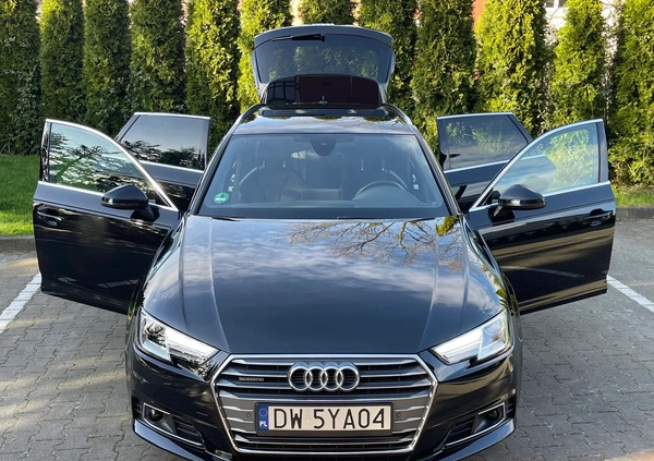 Audi A4 cena 85900 przebieg: 157460, rok produkcji 2017 z Wrocław małe 781